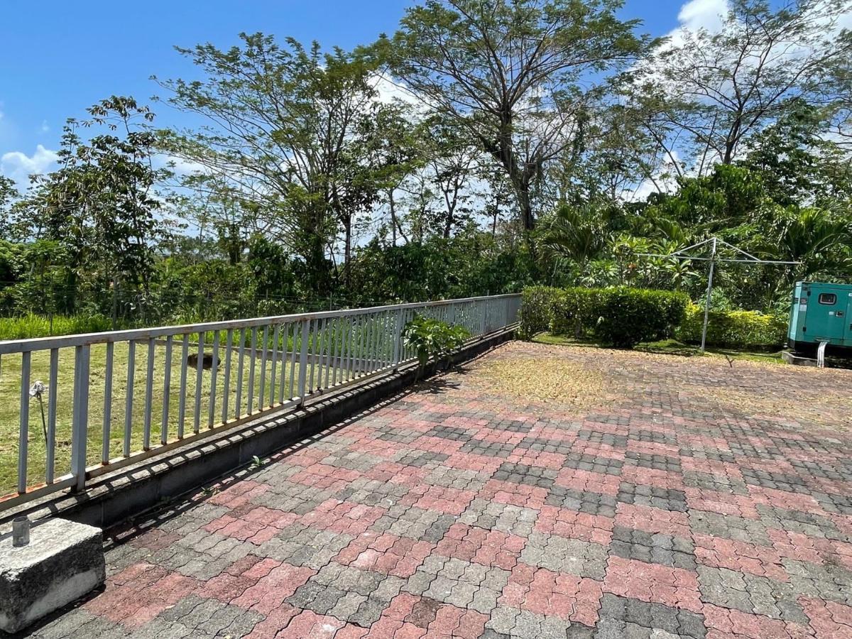 Keris Rental Houses Vaitele Exterior photo